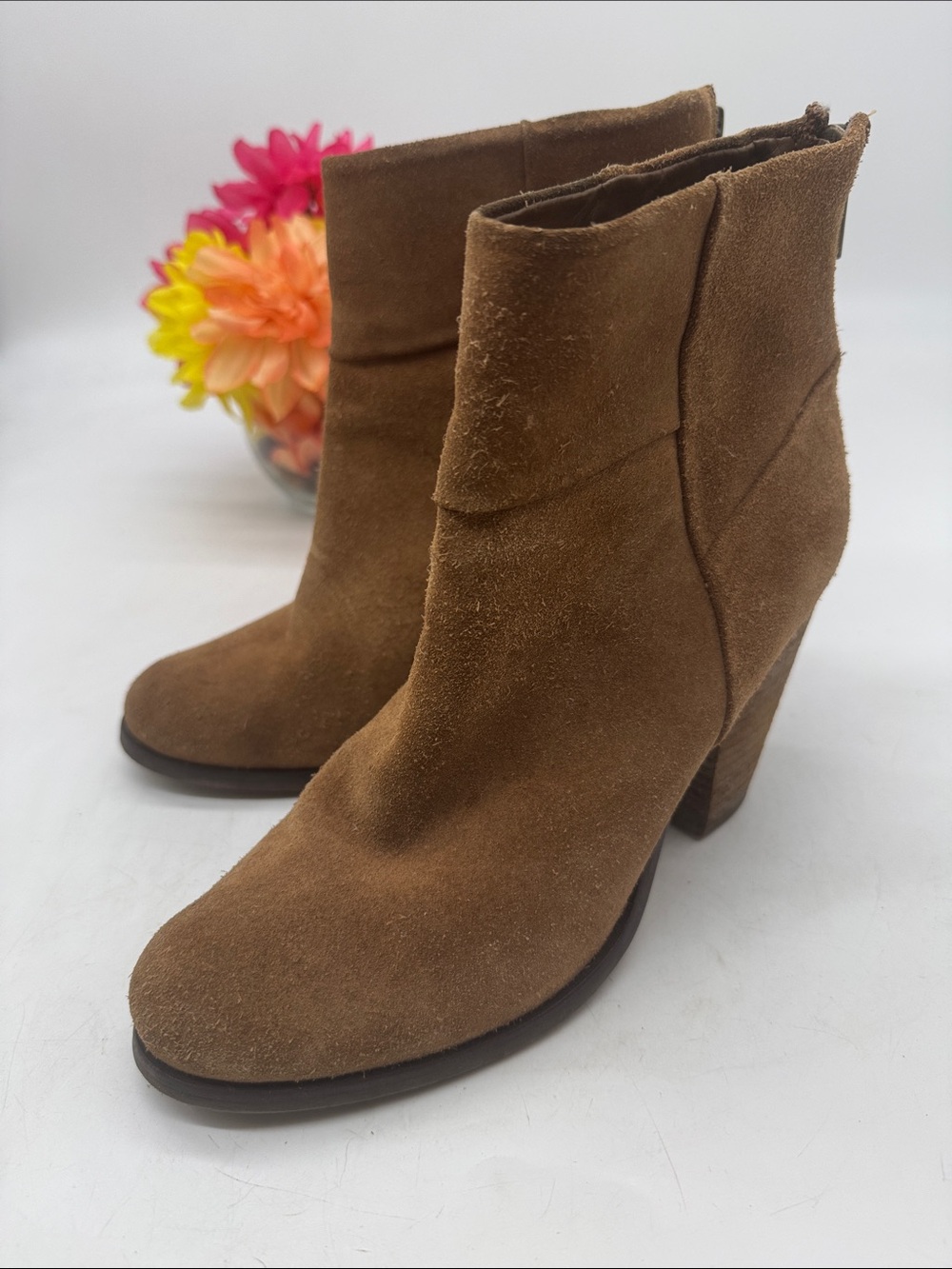 Arturo Chiang Brown Suede Women's Ankle Booties - Classic Heeled Style